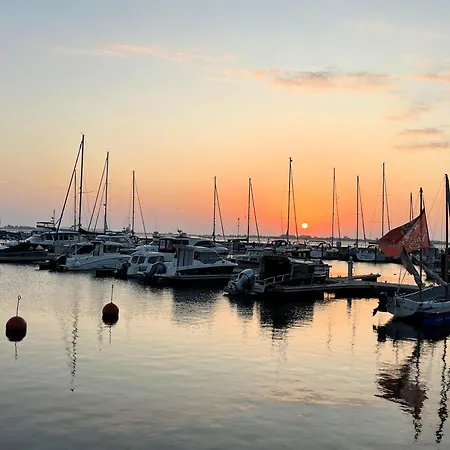 Stayma Strandhaus Wiek - Erholen Kitesurfen Wandern Und Apartmán *